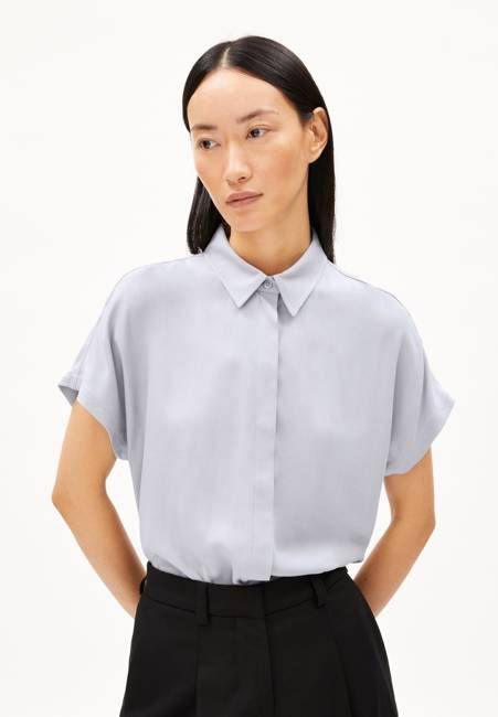 LARISAANA BLOUSE | misty morning