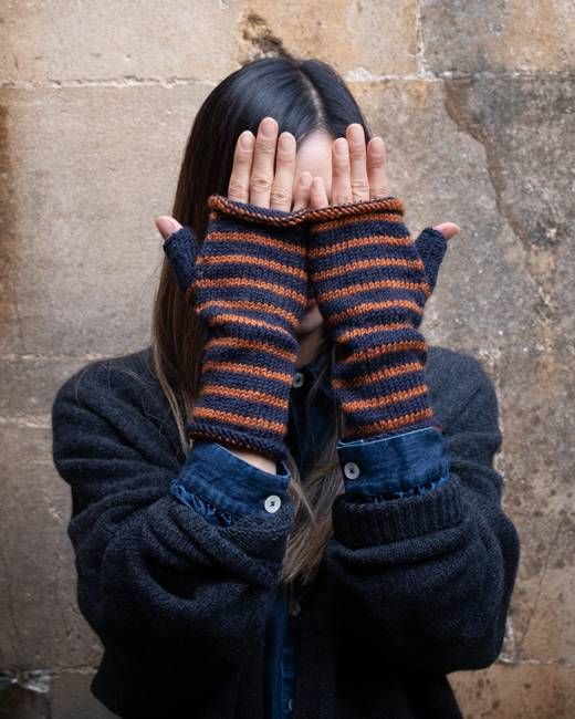 Anika Mustard Striped Mittens