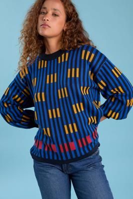 Bauhaus L/S Crew Sweater in Rescued Pima/Model