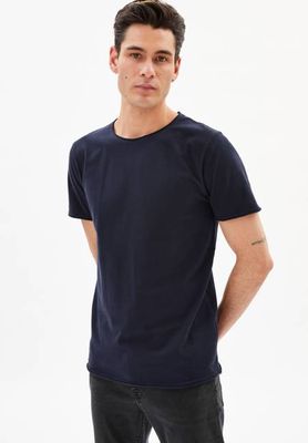 STIAAN | Tiefe Marineblau