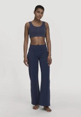 Regular ACTIVE LIGHT trousers made of organic cotton