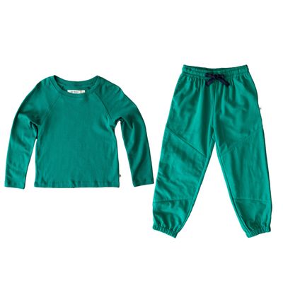 River Long Sleeve T-shirt & James Sweat Set in Hunter Green