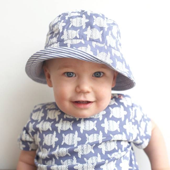 Reversible Sun Hat - Turtles, Indigo