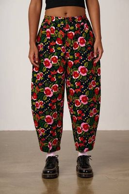 Ashby - Cotton Barrel Leg Trousers in Black Marie Print