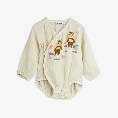 Muslin bee wrap body
