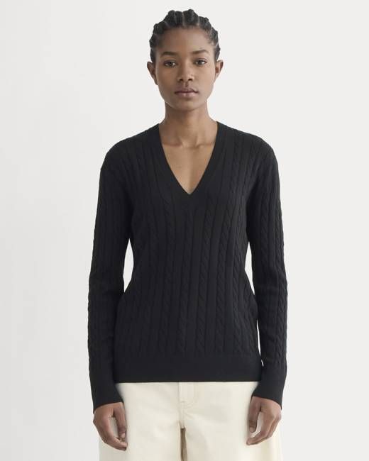 The Cable V-Neck in Cotton Cashmere | Black