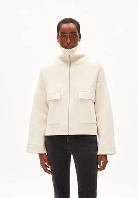 JOANIAAS | oatmilk-oatmilk