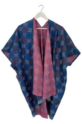 Trudi Poncho Nr. 41 aus Seide im Vintage-Stil Jodhpur Bearbeiten