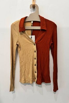 Sample Sale Two Toned Ribbed Top