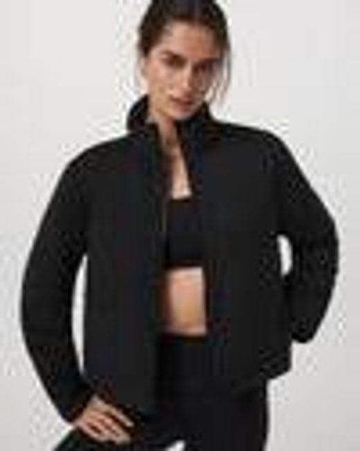 Canyon Insulated Venture Jacket | Women's Black Jacket | Vuori