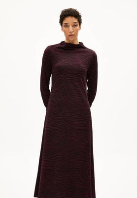 DAILIMAA ZEBRARAA | dark cranberry