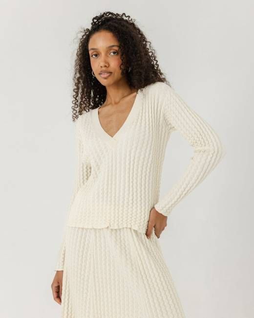 Žemės: Sea Salt V-neck Sweater