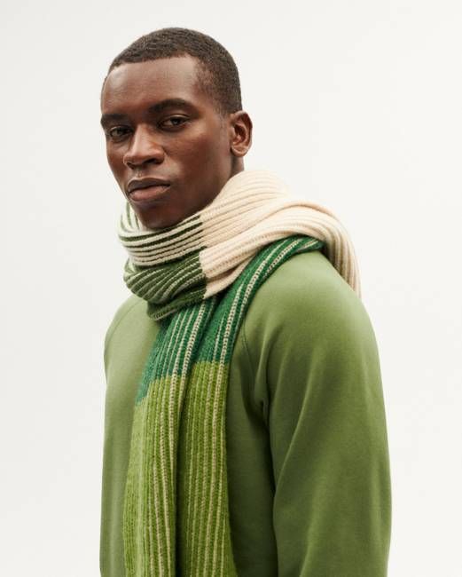 Green wool central Ghede scarf