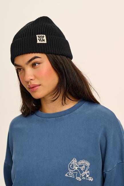 Luca - Knitted Cotton Beanie in Black