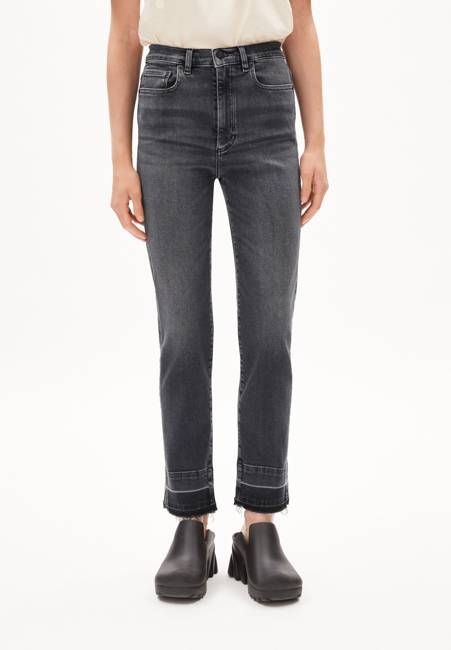 LEJAANI X DETAIL | licorice