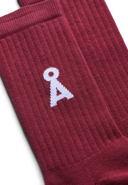 SAAMUS SHORT SOCKS | velvet red