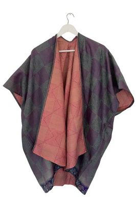 Trudi Poncho Nr. 25 aus Seide im Vintage-Stil Jodhpur Edit