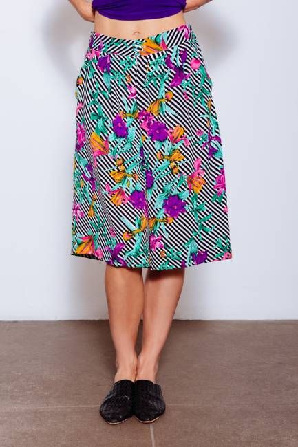 Blair Upcycled Maxi Shorts, Blk/Wht/Pur