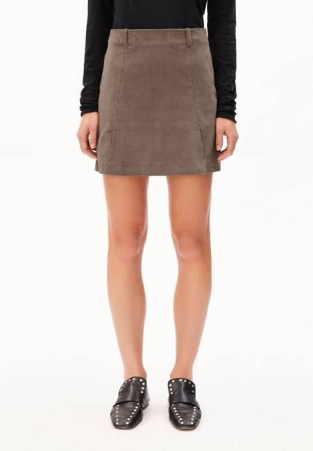 ZALAIAA CORDUROY | walnut cream