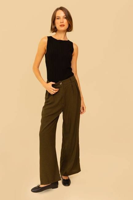 Leanna Pant in Hunter Gingham