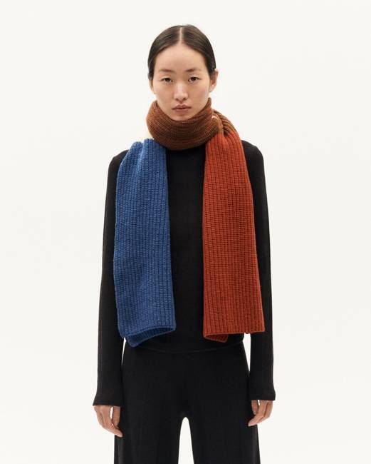 Multicolored scarf wool berry Ghede