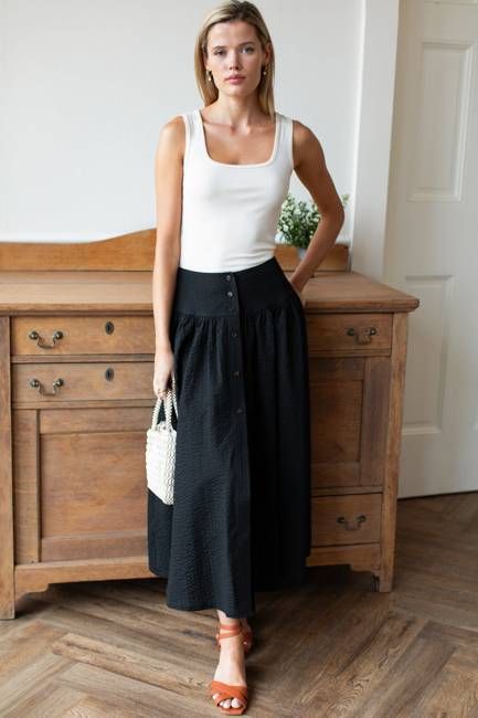 Elina Skirt - Black Seersucker