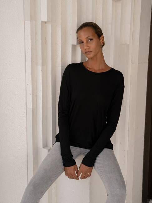 Long Sleeve Round Neck Tee