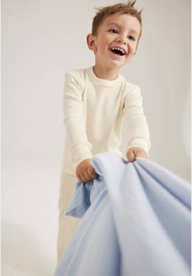 Regular pajamas made of organic cotton with merino wool and silk