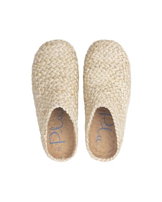 Tramuntana beige clogs