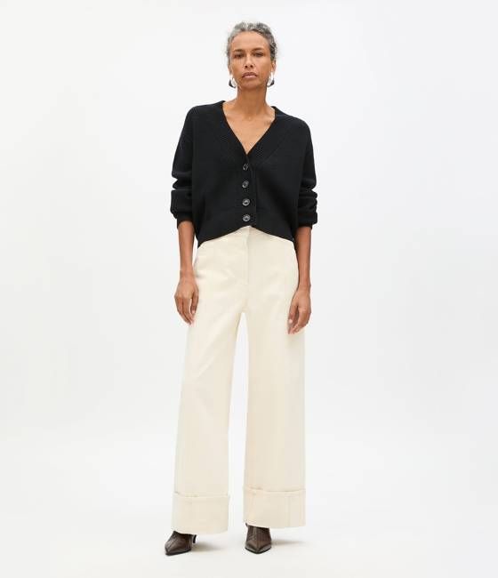 Rib Cropped Cardigan | Black