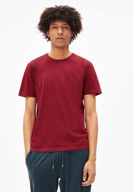 JAAMES T-SHIRT | dark ruby