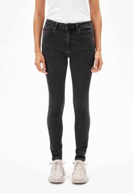 TILLAA MID WAIST SKINNY JEAN | true black washed