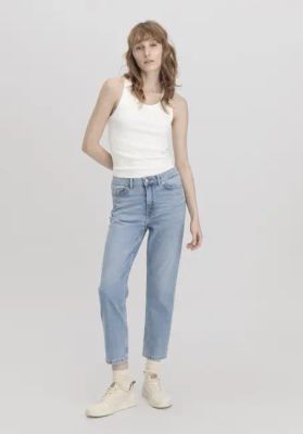 BEA High Rise Straight jeans made from organic denim