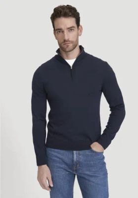 Regulärer Strickpullover von Troyer aus reiner Merinowolle