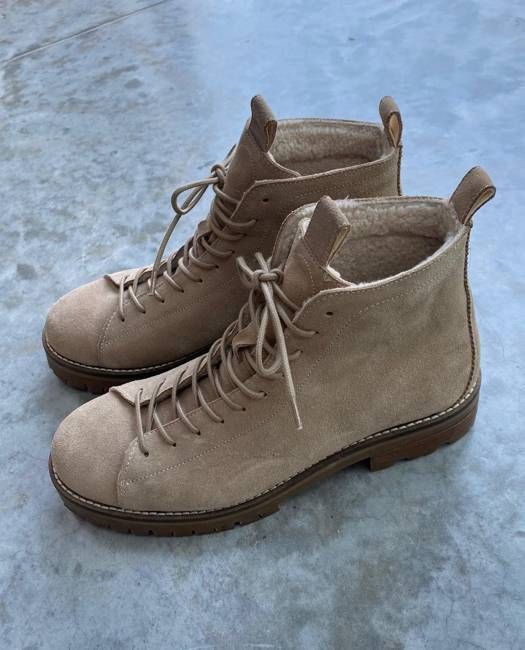 Siena Derby Boot In Natural 6 Preloved