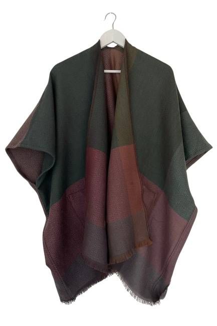 NEW! Wool Poncho Trudi Cassatt