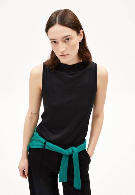 LAMINIAA TOP | black