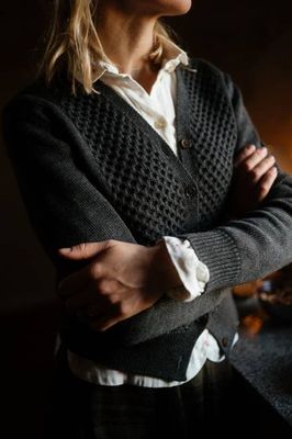 Elaine – Merino Wool Cardigan