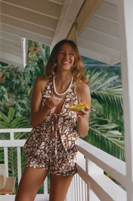 Hula Short - Lei Brown