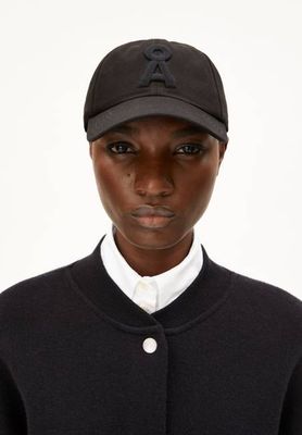 YENAAS LOGAA | black-black