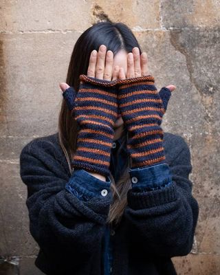 Anika Mustard Striped Mittens
