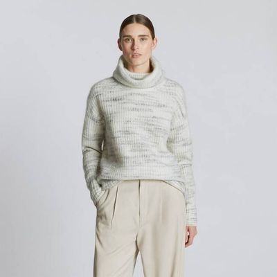 The Alpaca Oversized Turtleneck | Light Grey Heather