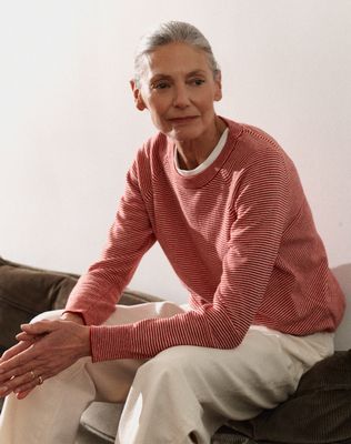 Das Wochenende - Weiß + Karminrot