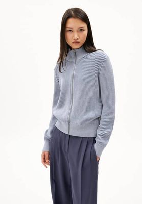 REBECCAA VANISE | misty morning