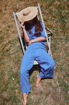 LOUISA Cropped Pants in Organic Cotton - Cyan Blue