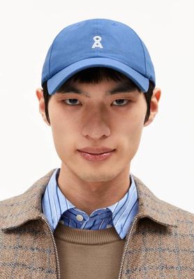 YENAAS BOLD | dark morning