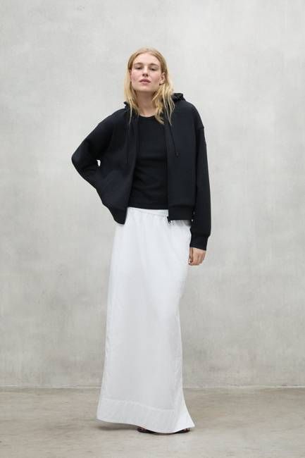 BLACK ARICA SWEATSHIRT