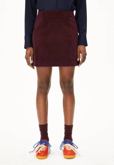 ZALAIAA CORDUROY | dark cranberry