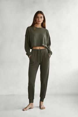 GREEN SWEATSHIRT FRONT