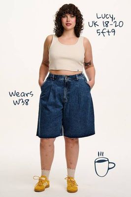 Cole - Denim Shorts in Mid Wash Blue